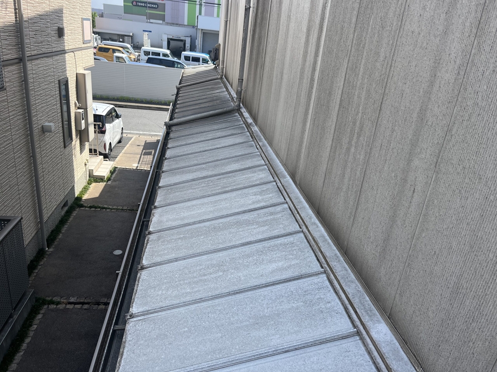 下屋根の施工前